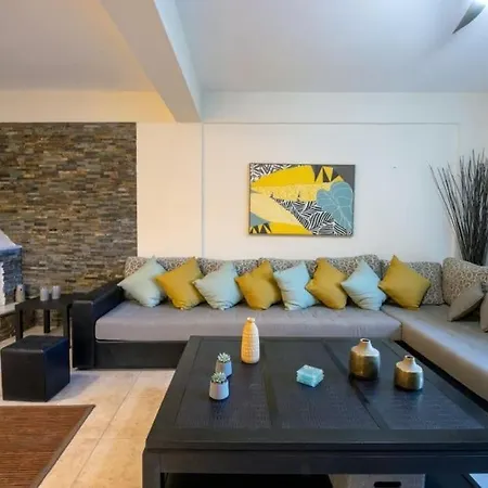 Villa Sani Pinecone 3